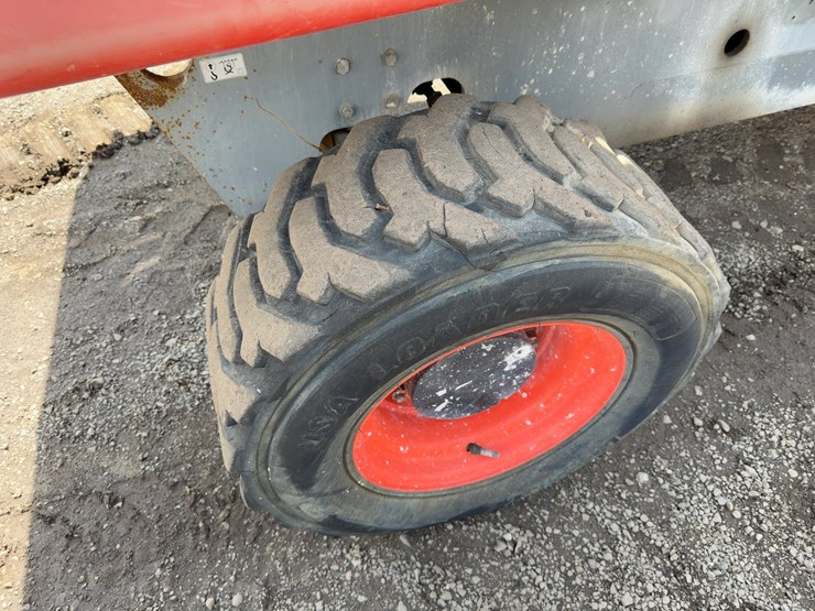 2018-skyjack-sj40t-image-11