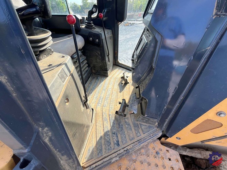 2017-deere-700k-xlt-image-53