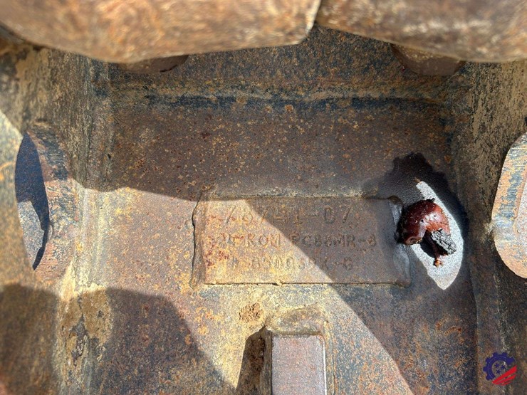 2009-komatsu-pc88mr-8-image-37