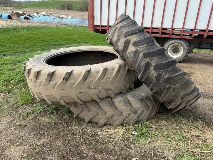 (3)-480/80-r50-tractor-tires-image-1