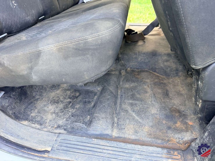 2012-chevrolet-silverado-2500hd-image-53