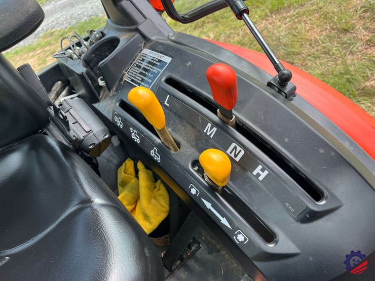 2022-kubota-lx2610hsd-image-86