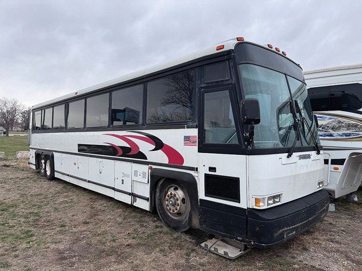 1989-mci-102-c3-image-1