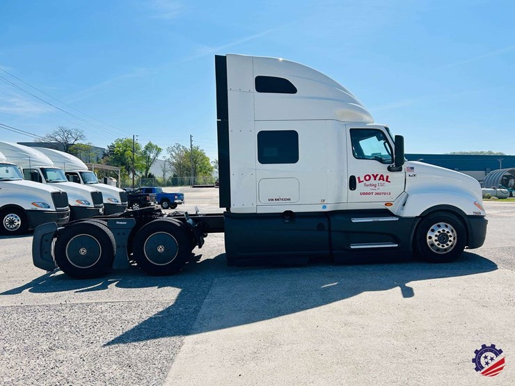 2024-international-lt62f-t/a-truck-tractor-image-8