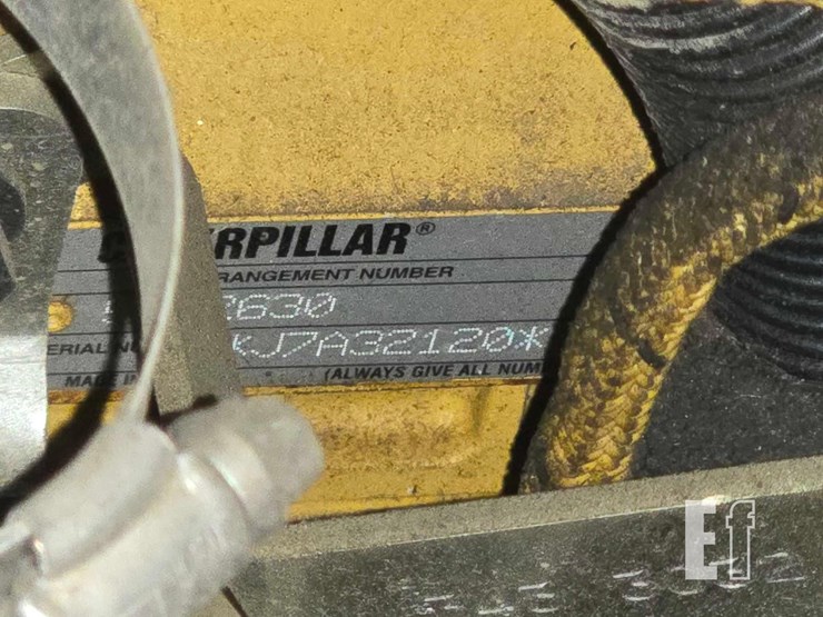 caterpillar-953-image-27