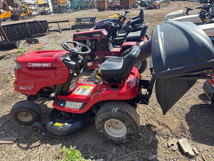 troy-bilt-bronco-image-4