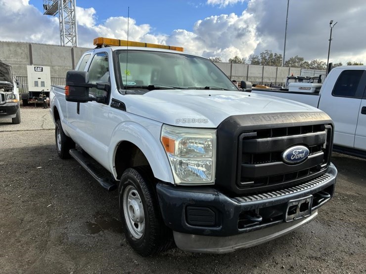 2011-ford-f250-image-2
