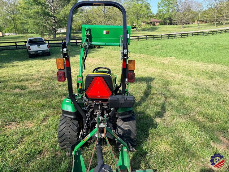 2025-john-deere-1023e-image-70