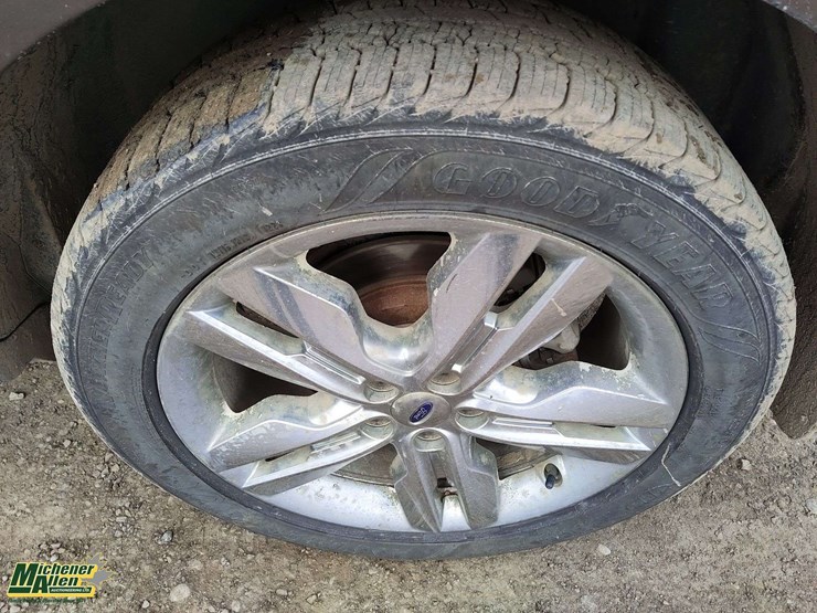 2011-ford-edge-image-10