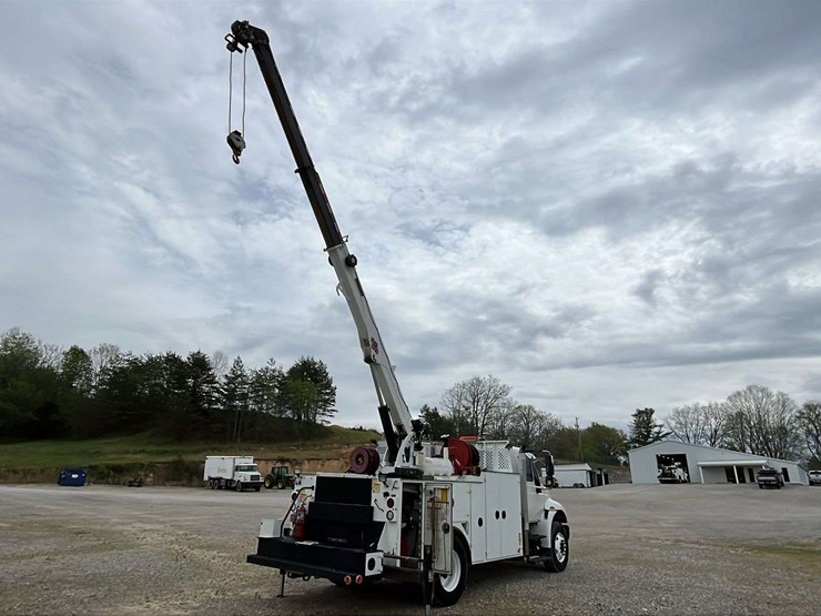 2015-international-durastar-4300-image-112