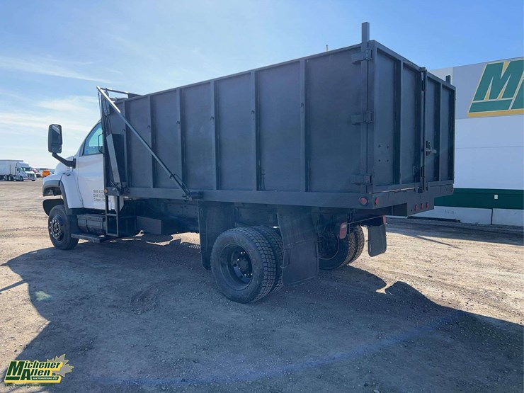 2008-gmc-topkick-c5500-image-2