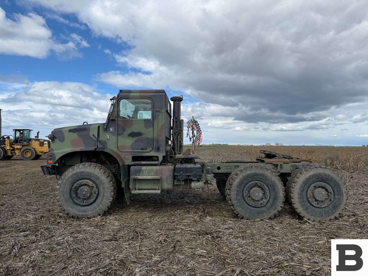 2001-oshkosh-mk23-image-2