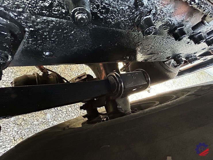 2005-kenworth-t300-image-41