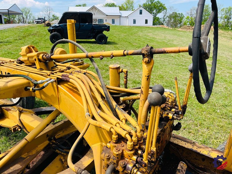 1965-allis-chalmers-d-image-45