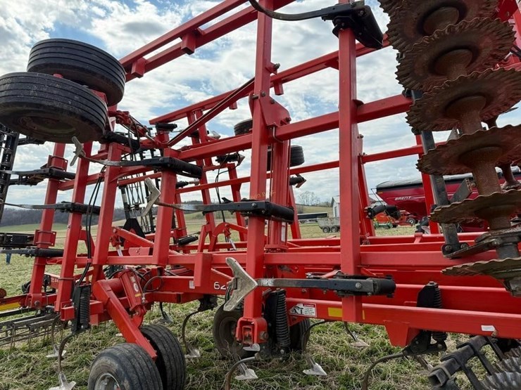 kuhn-landsman-6205-field-finisher-image-15