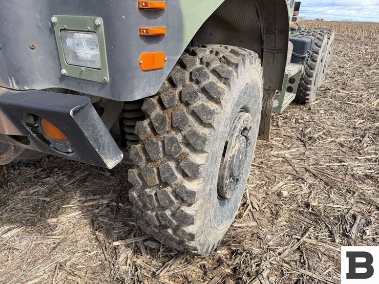 2001-oshkosh-mk23-image-11