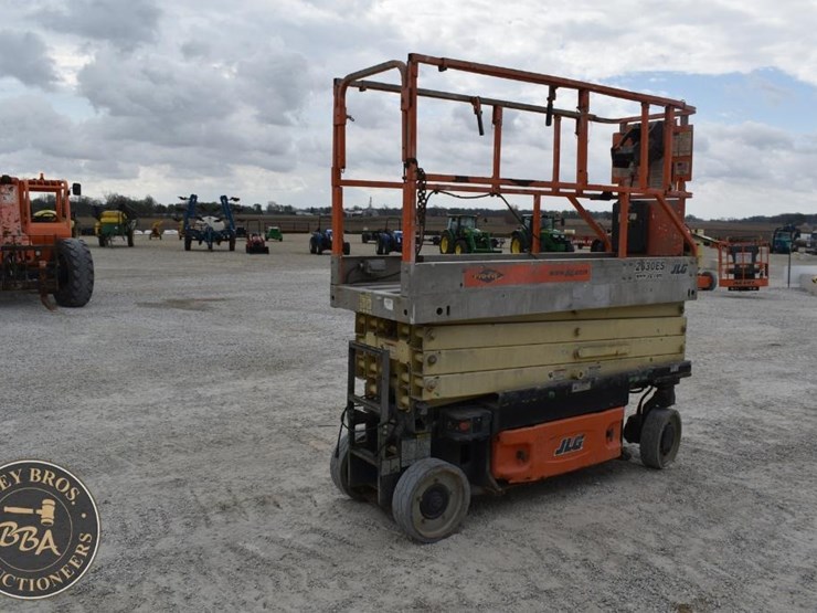 2006-jlg-2630es-image-5