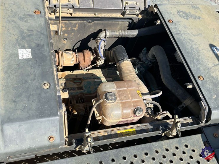 2017-volvo-ec300el-image-68