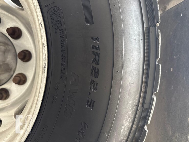 2008-peterbilt-386-image-34