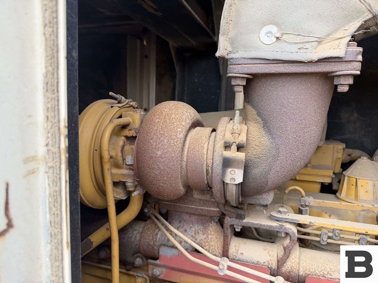 caterpillar-xq225-image-40