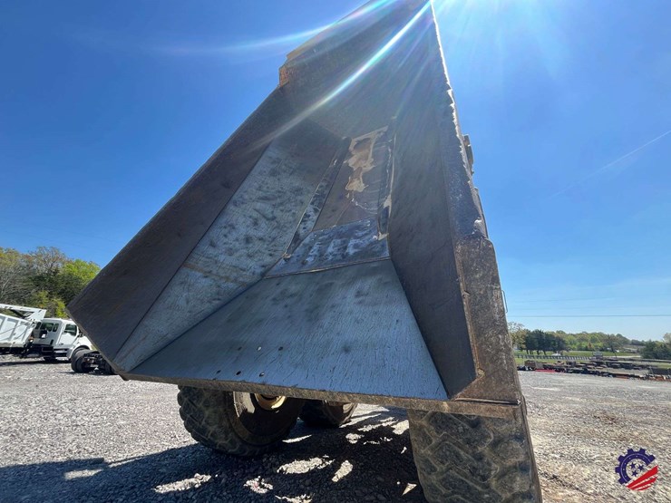 2010-volvo-a40e-image-67