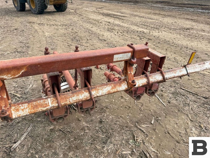 lilliston-rolling-cultivator-image-10
