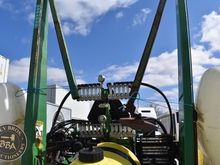 john-deere-7200-image-14