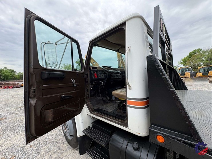 1993-international-4700-image-58
