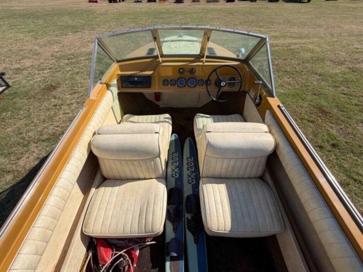 newman-citation-16’-boat-image-12