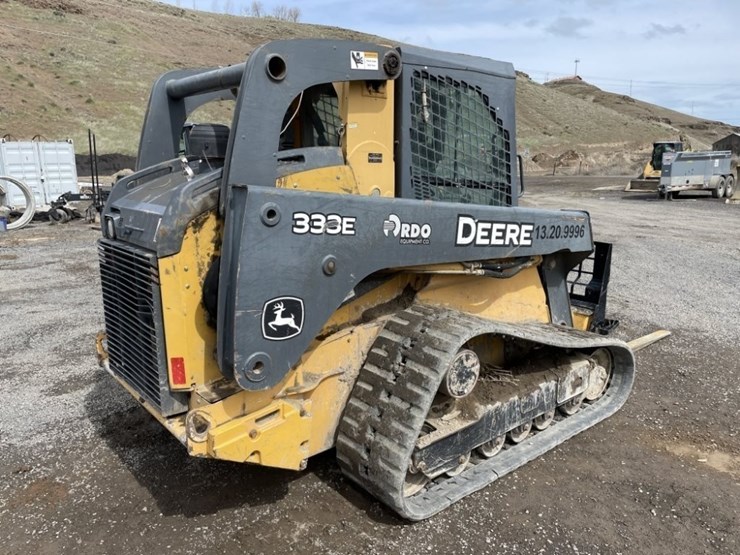 2013-deere-333e-image-5