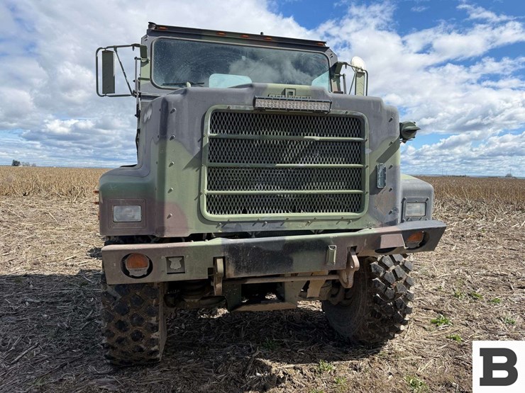 2002-oshkosh-mk23-image-9