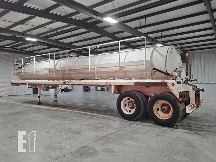 dragon-products-&-industries-vacuum-tank-trailer-image-4