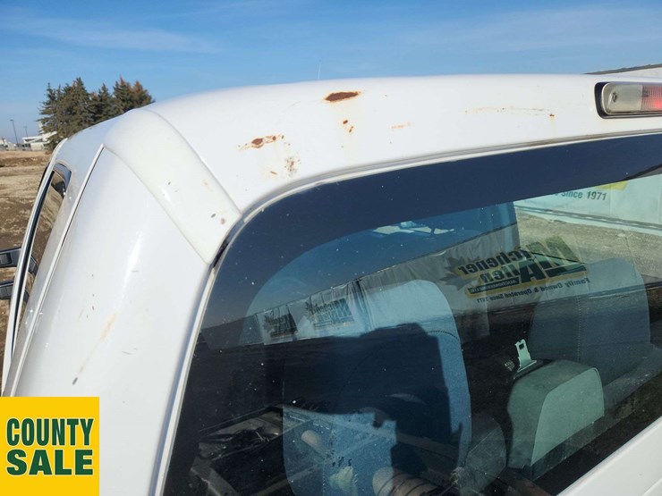 2013-ford-f550-image-43