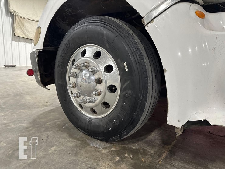 2008-peterbilt-386-image-30