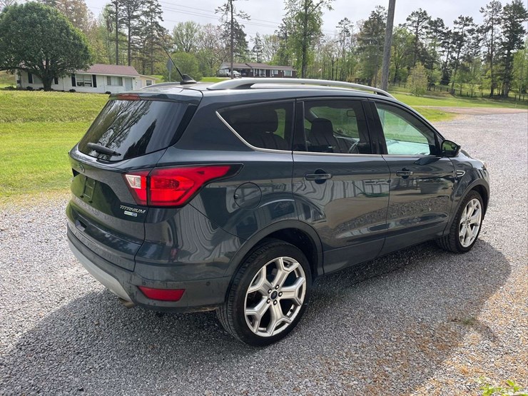 2019-ford-escape-image-4