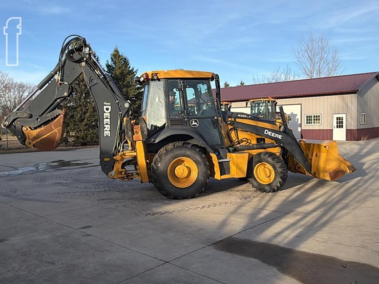 2023-deere-320-p-tier-image-6