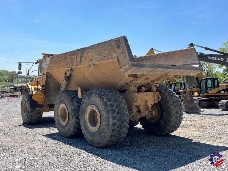 2010-volvo-a40e-image-31