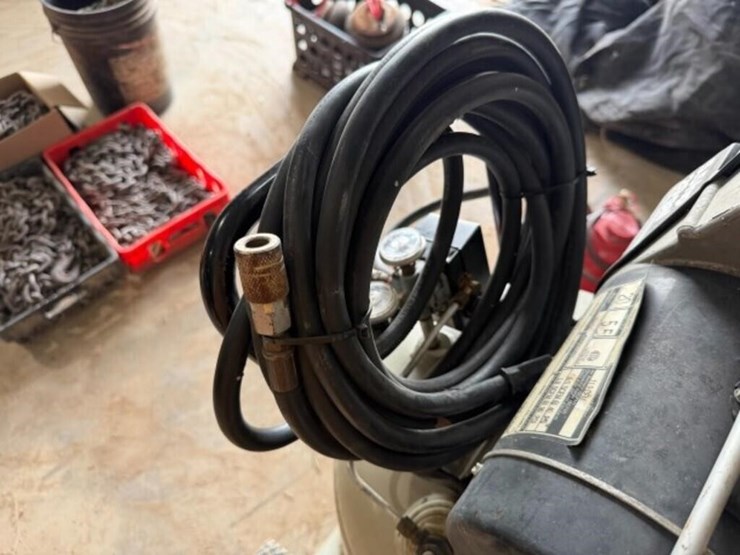 20-gallon-air-america-air-compressor-image-4