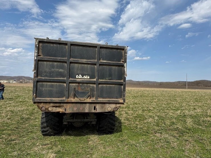 1990-freightliner-fld112-straight-truck-image-5