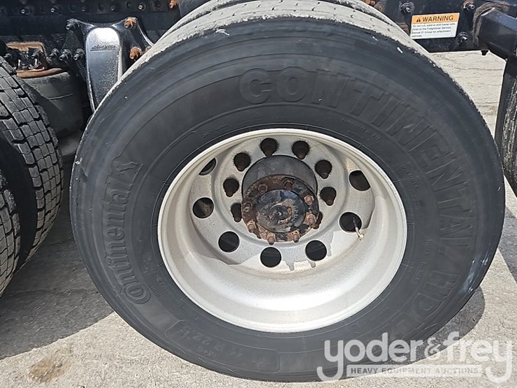 2019-freightliner-cascadia-125-image-15