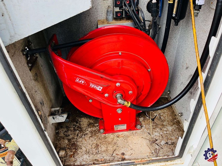 2015-international-durastar-4300-image-42