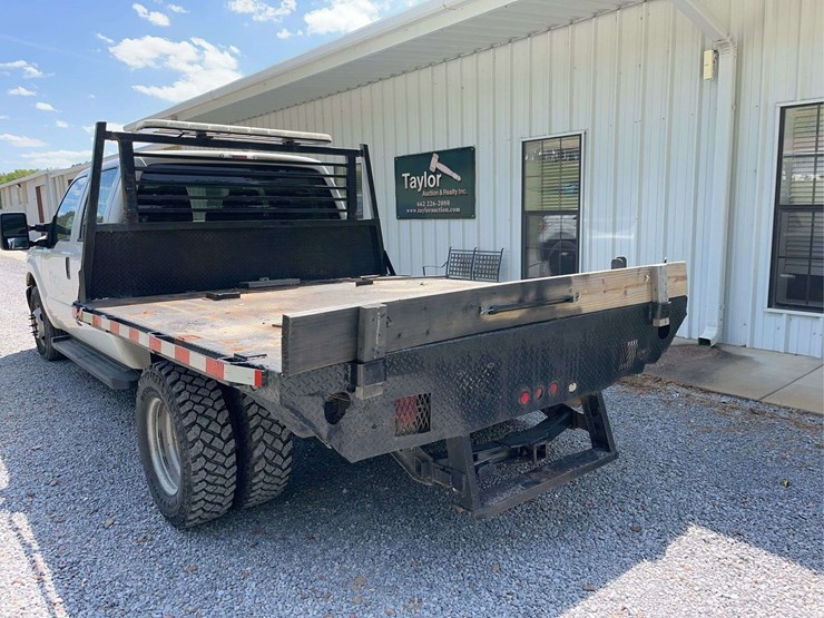 2016-ford-f350-image-11