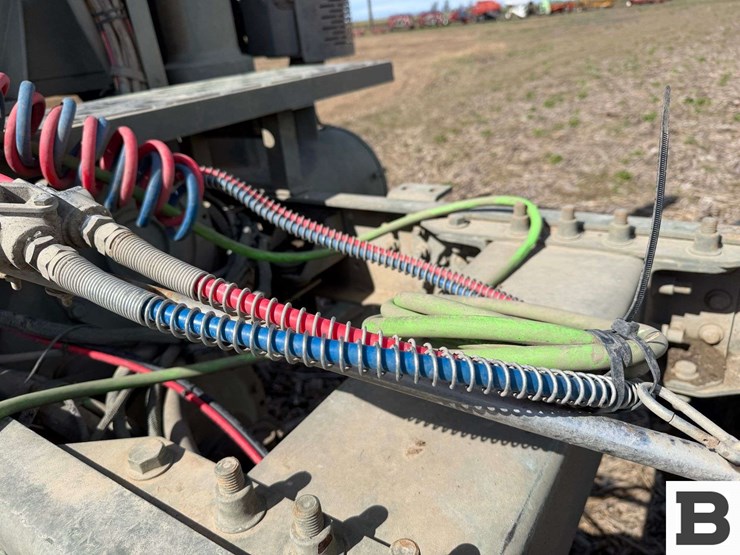 2002-oshkosh-mk23-image-23