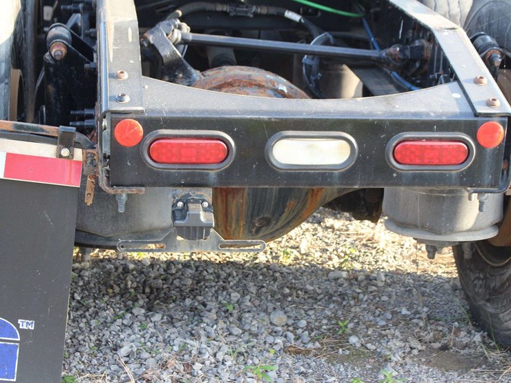 2019-freightliner-cascadia-3akjhhdr0kskr5281-mileage:-image-11