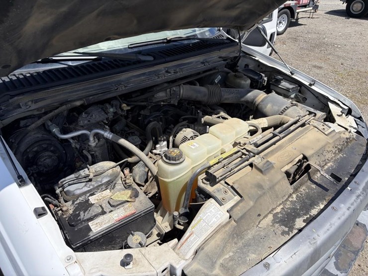 2001-ford-f250-image-12