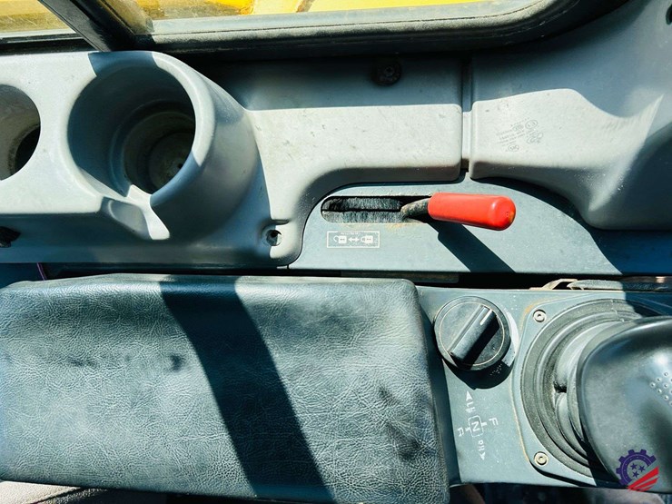 2022-komatsu-d65px-18-image-73