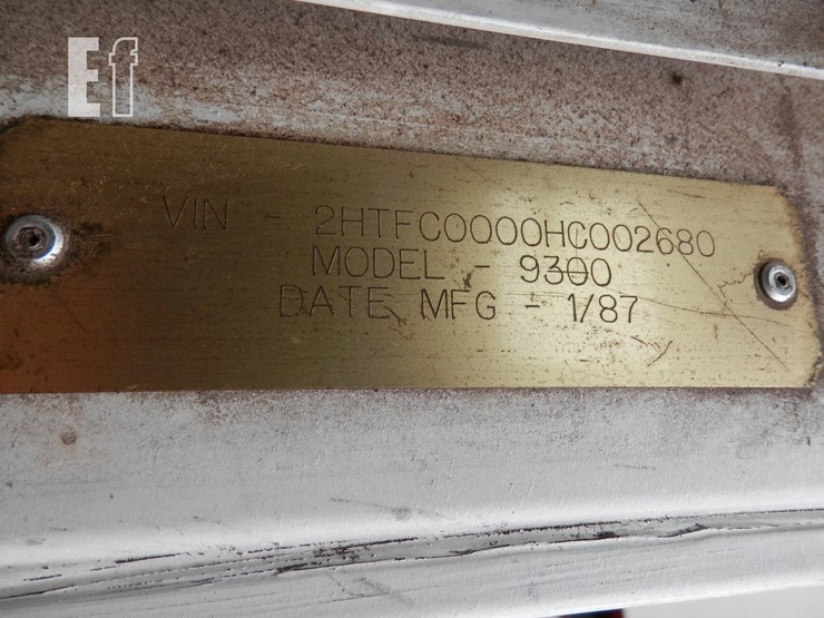 1987-international-9300-image-18