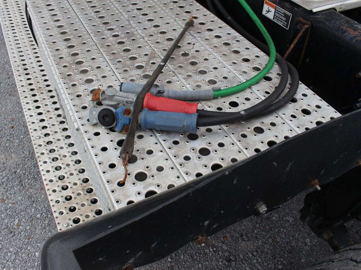 2018-freightliner-glider-3alxfbcg6jdju6496-mileage:-841274-image-23