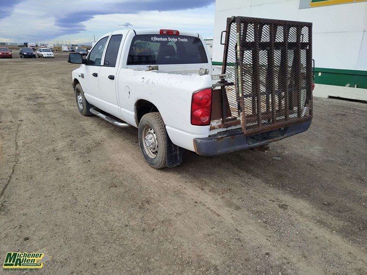 2008-dodge-ram-2500-image-3