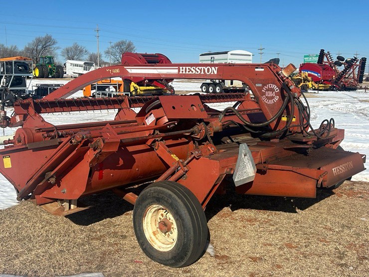 hesston-1014-image-10